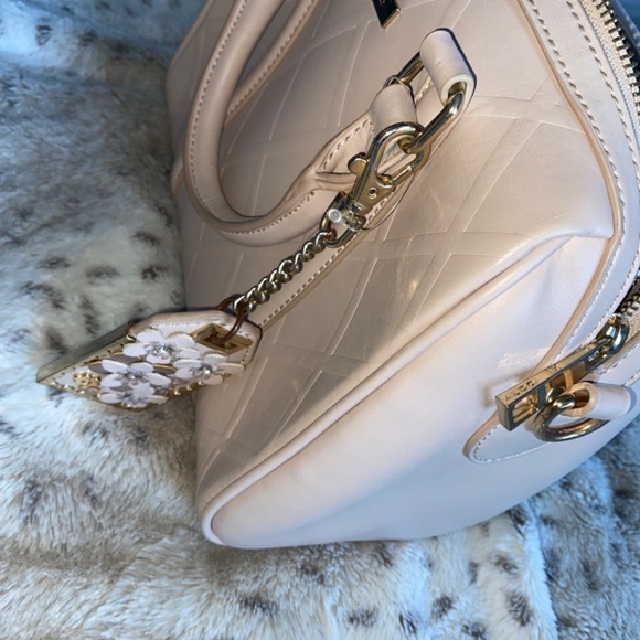 Bag - Picture 3 of 3